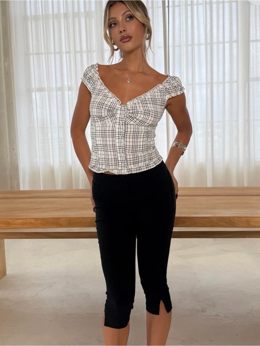 Edikted Capri pants